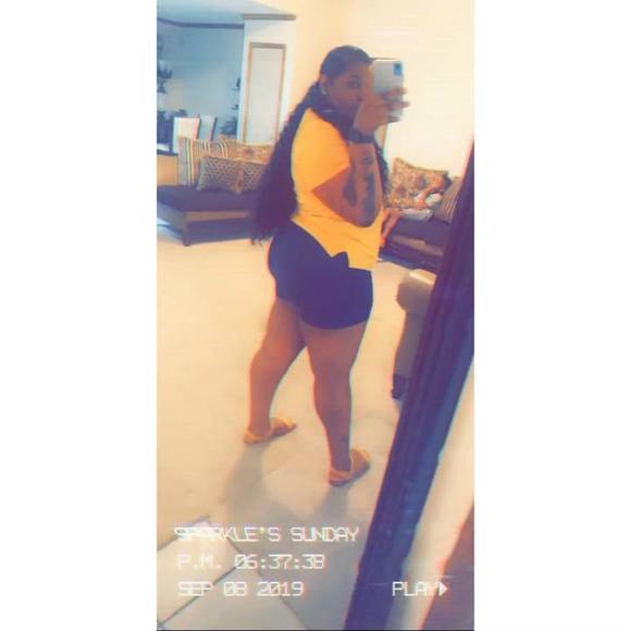 Meet your Posher, Orlandrea - Picture 1 of 1